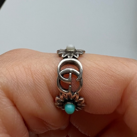 Gucci Double G Mother of Pearl Ring Size 14/US 6.75 - Picture 7 of 12